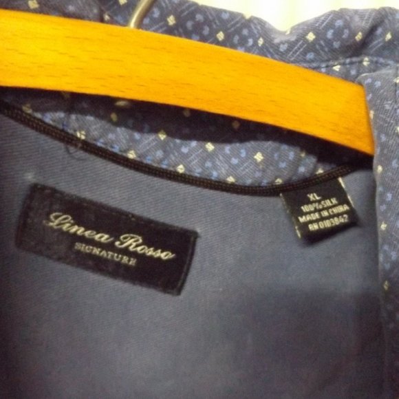 MEN'S, BLUE WITH WHITE PRINT , BUTTON DOWN SHIRT, SILK, - Picture 2 of 3